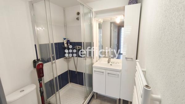 Maison
         2 pièces
        - 26 m² Exclusivité 93 000 € *
