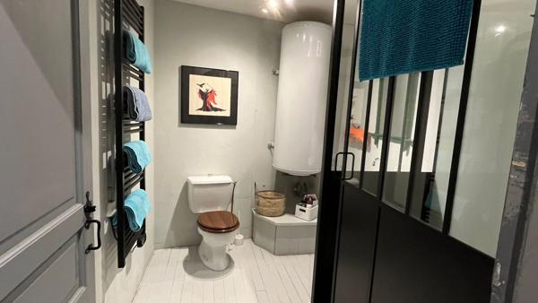 Maison
        
        - 200 m² 390 000 € *