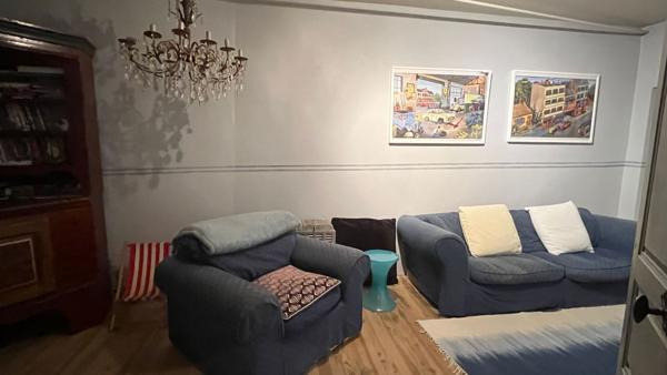 Maison
        
        - 200 m² 390 000 € *