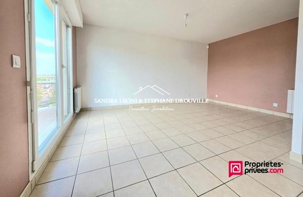 RAMBOUILLET - BEL APPARTEMENT T2 de 44 m² + PARKING + CAVE