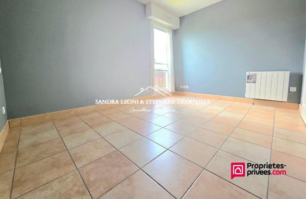 RAMBOUILLET - BEL APPARTEMENT T2 de 44 m² + PARKING + CAVE