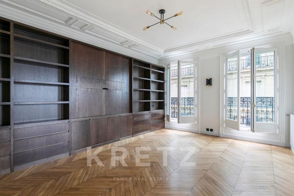 Appartement d'exception avec vue sur les monuments de Paris