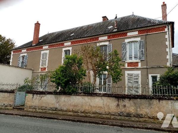 Bâtiment ancien de caractère à rénover