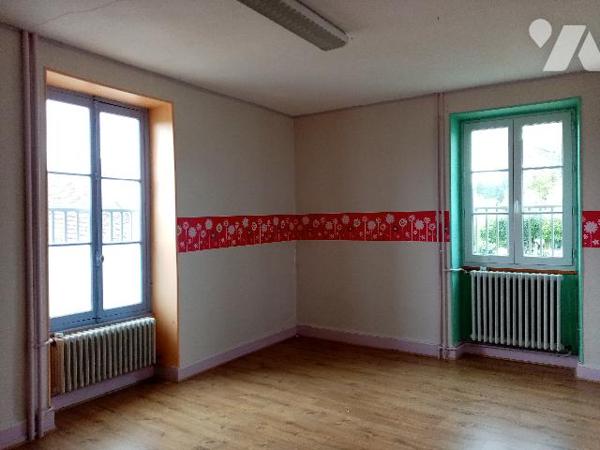 Bâtiment ancien de caractère à rénover