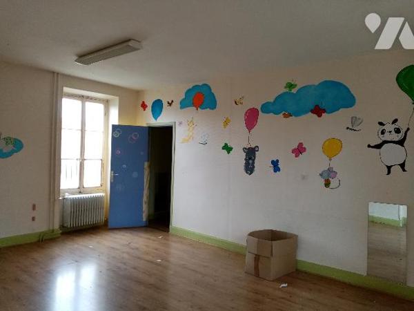 Bâtiment ancien de caractère à rénover