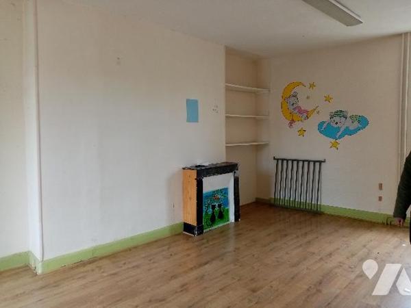 Bâtiment ancien de caractère à rénover