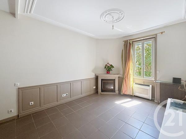 Maison à vendre  5 pièces - 138 m 2   GOND PONTOUVRE  - 16