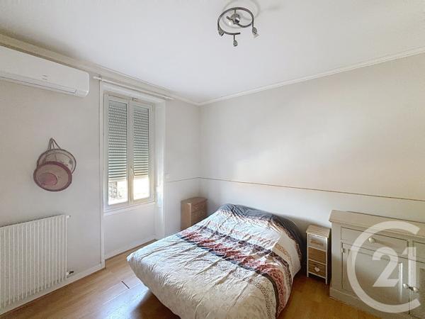 Maison à vendre  5 pièces - 138 m 2   GOND PONTOUVRE  - 16