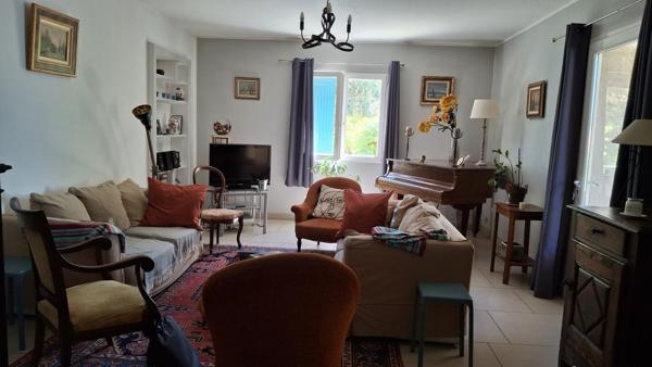 Maison de charmes en pierres