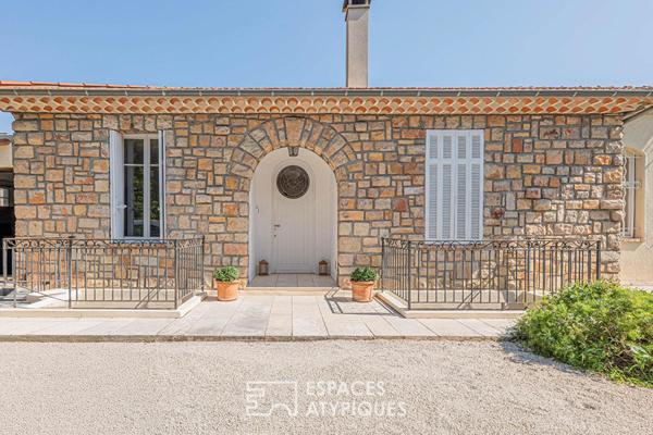 Entre roche et soleil : demeure d’exception sur les Hauteurs de Cannes