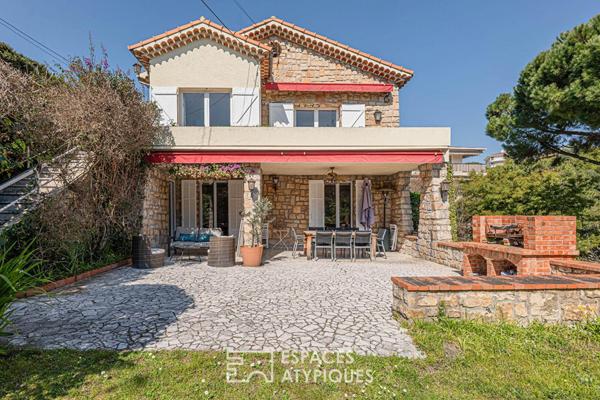 Entre roche et soleil : demeure d’exception sur les Hauteurs de Cannes