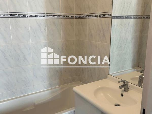 Location Appartement 2 pièces 44.29 m² - 10 RUE ARISTIDE BRIAND Le Plessis Robinson 92350