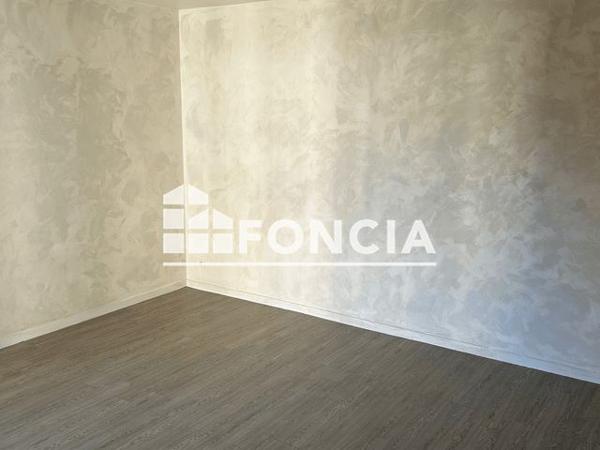 Location Appartement 2 pièces 44.29 m² - 10 RUE ARISTIDE BRIAND Le Plessis Robinson 92350