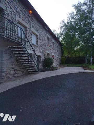 Maison 21 pièces 354 m² avec terrain 5450 m²