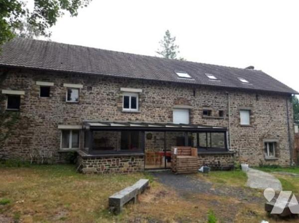 Maison 21 pièces 354 m² avec terrain 5450 m²