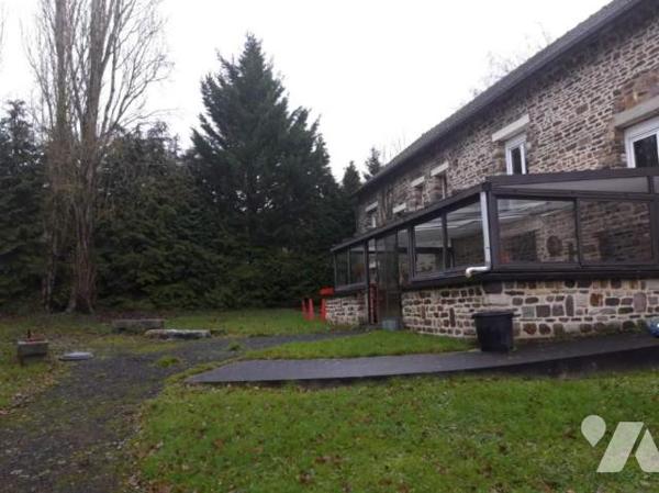 Maison 21 pièces 354 m² avec terrain 5450 m²