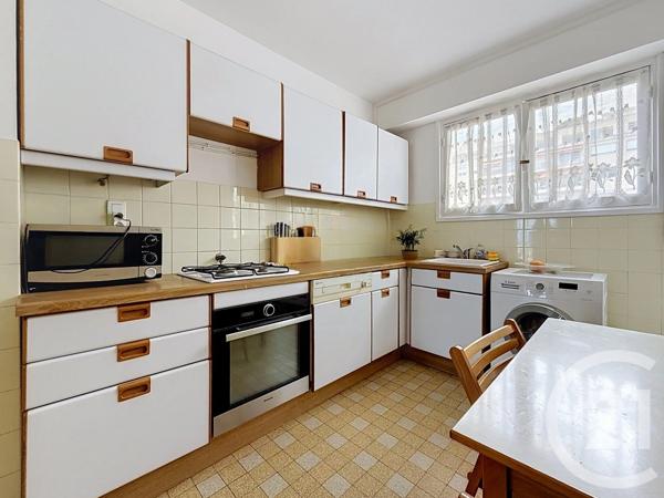 Appartement F3 à vendre  3 pièces - 72,01 m 2   NICE  - 06