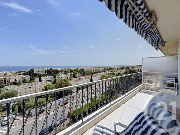 Appartement F3 à vendre  3 pièces - 72,01 m 2   NICE  - 06
