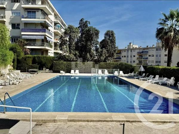 Appartement F3 à vendre  3 pièces - 72,01 m 2   NICE  - 06