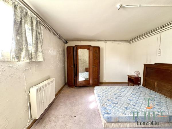 VASTE VILLA STYLE ANNEES 50' + GRAND TERRAIN CONSTRUCTIBLE