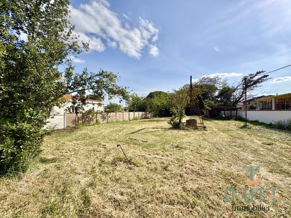 VASTE VILLA STYLE ANNEES 50' + GRAND TERRAIN CONSTRUCTIBLE