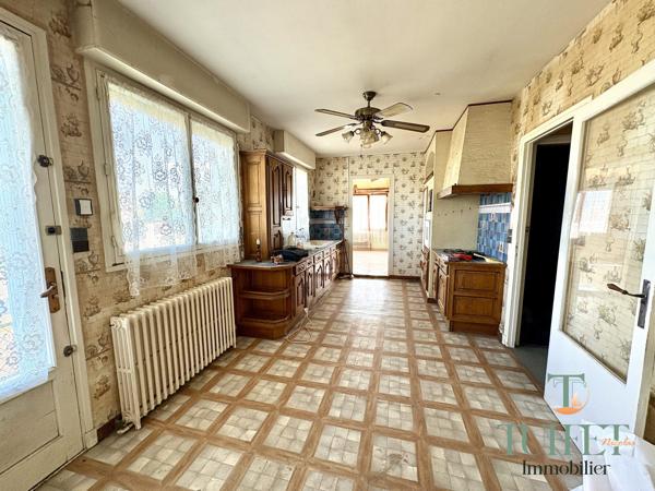 VASTE VILLA STYLE ANNEES 50' + GRAND TERRAIN CONSTRUCTIBLE