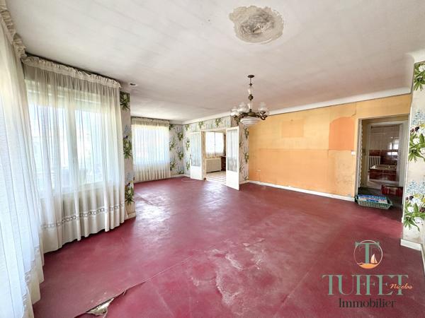 VASTE VILLA STYLE ANNEES 50' + GRAND TERRAIN CONSTRUCTIBLE