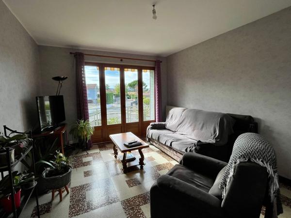 QUINCIEUX – Maison T5 à rénover avec fort potentiel – 90 m² habitables dont 170 m² utiles – Terrain 569 m² Quincieux (69650)