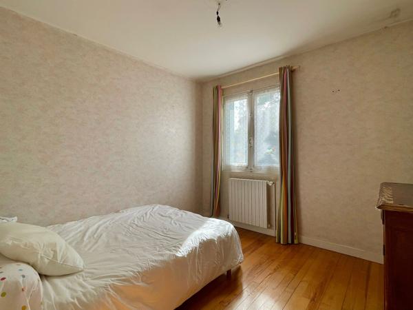 QUINCIEUX – Maison T5 à rénover avec fort potentiel – 90 m² habitables dont 170 m² utiles – Terrain 569 m² Quincieux (69650)