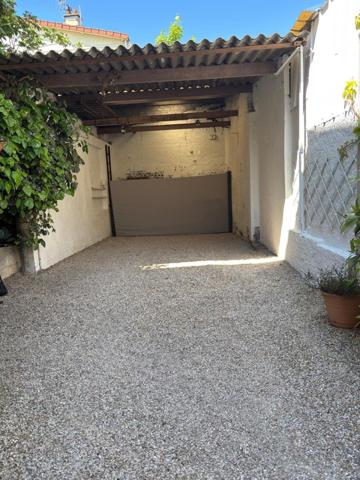 CENTRE VILLE - Magnifique Maison Bourgeoise en meulière 9 pièces avec sous-sol total, garage, terrasses, jardin...