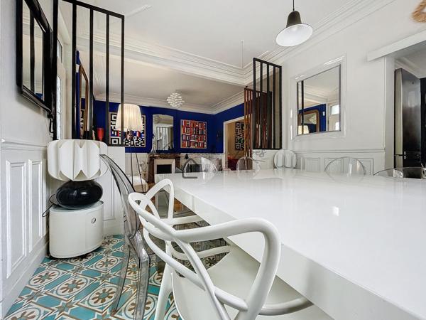 CENTRE VILLE - Magnifique Maison Bourgeoise en meulière 9 pièces avec sous-sol total, garage, terrasses, jardin...