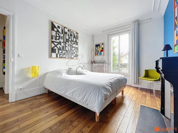 CENTRE VILLE - Magnifique Maison Bourgeoise en meulière 9 pièces avec sous-sol total, garage, terrasses, jardin...