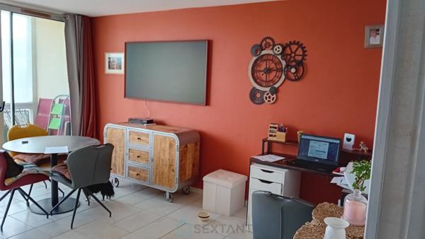 Secteur Foncillon, Appartement rénové de 54 m² deux chambres