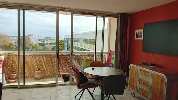 Secteur Foncillon, Appartement rénové de 54 m² deux chambres