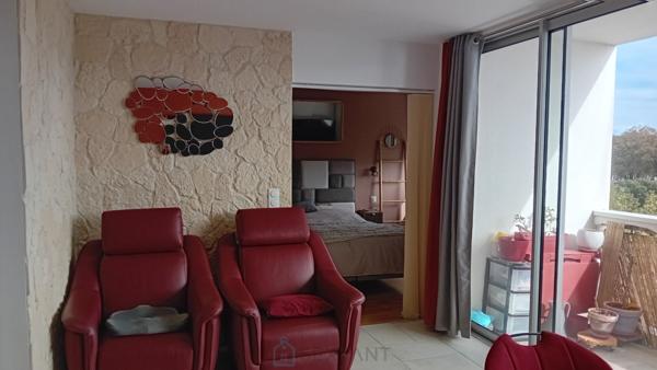 Secteur Foncillon, Appartement rénové de 54 m² deux chambres