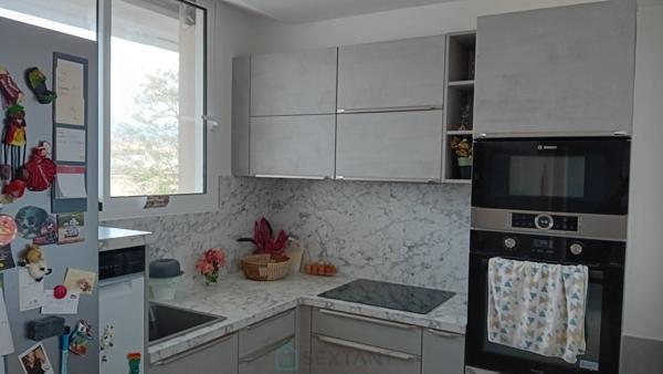 Secteur Foncillon, Appartement rénové de 54 m² deux chambres