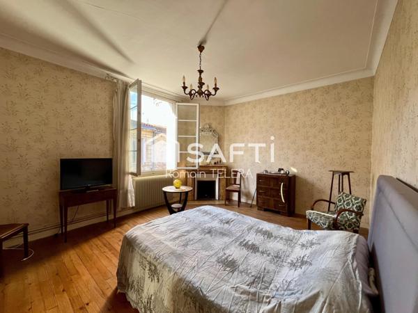 Nansouty - Saint-Michel : Maison de 125 m² à rénover entièrement, avec grand jardin de 90 m²