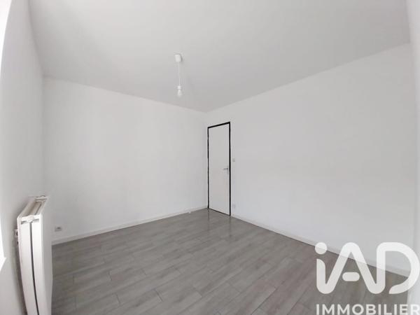 Location appartement 4 pièces 77 m² Planfoy