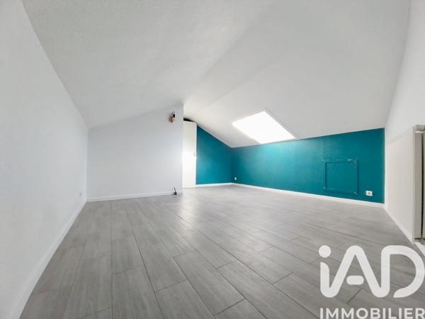 Location appartement 4 pièces 77 m² Planfoy