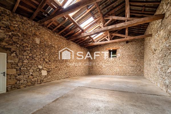 Ensemble pro 860 m² – fort potentiel