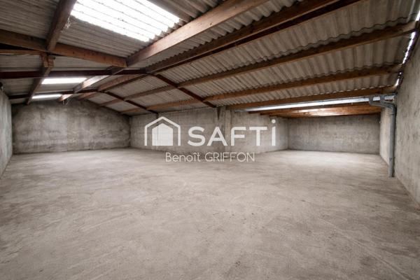 Ensemble pro 860 m² – fort potentiel