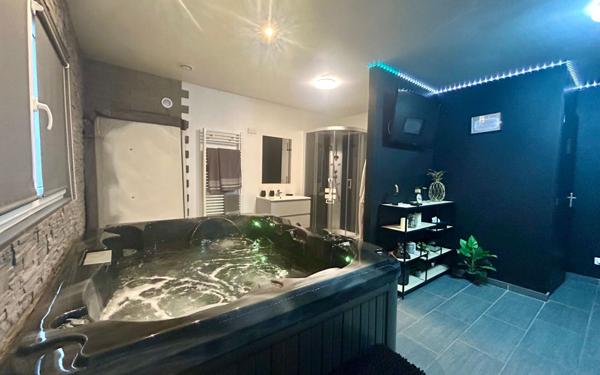 Maison à vendre    4 pièces • 172 m2 Bruay-sur-l'Escaut