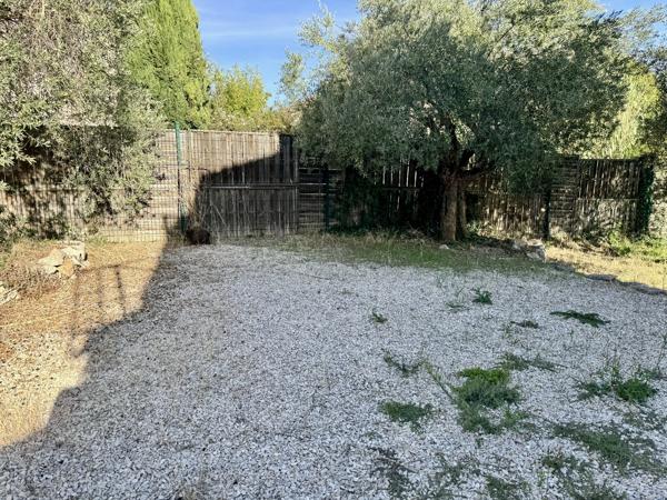 Appartement T2 avec terrasse & jardin - Manosque - Réf. 454