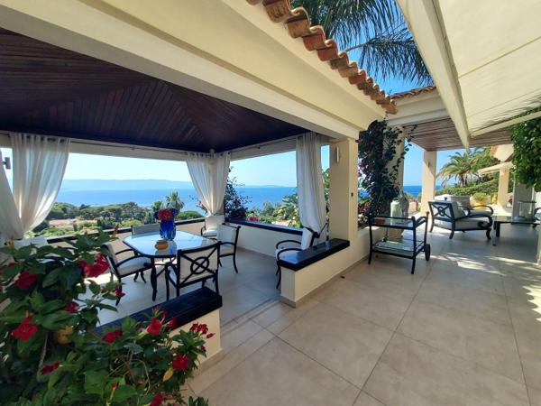 VILLA D'EXCEPTION VUE PANORAMIQUE - ROUTE DES SANGUINAIRES Ajaccio (20000)