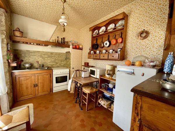 La Ferté-Alais (91590) Maison 3 chambres,possible 4 garage-double +sous-sol sur 1201 m² de terrain