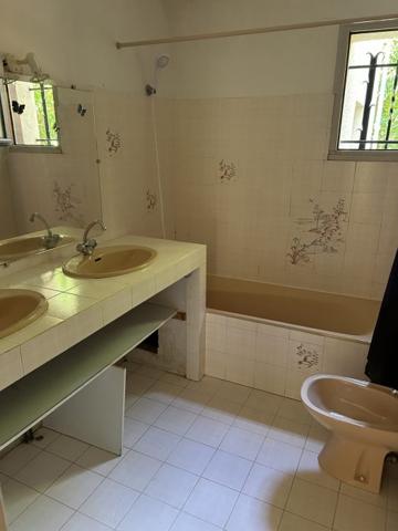 Maison de plain-pied - Jardin, garage et fort potentiel