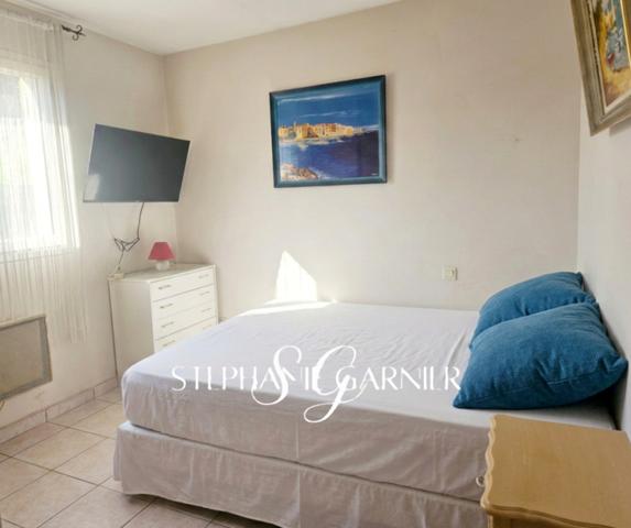 Villa 4 faces, grand jardin et garage