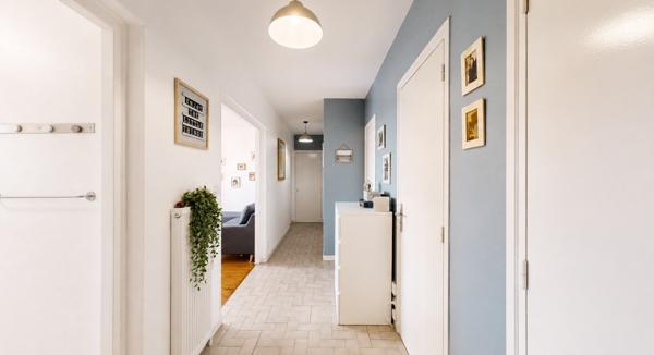 Appartement
         3 pièces
        - 67 m² 195 000 € *