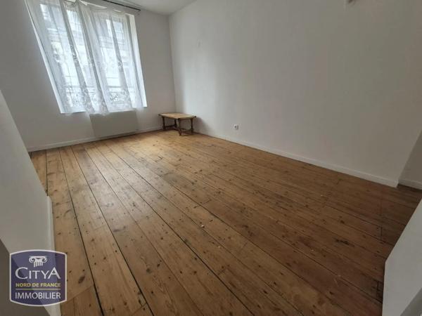 Appartement à louer 2 pièces 29.9m² Cambrai (59400)