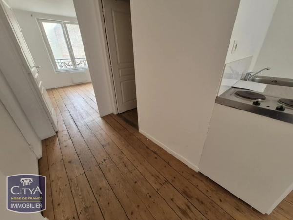 Appartement à louer 2 pièces 29.9m² Cambrai (59400)